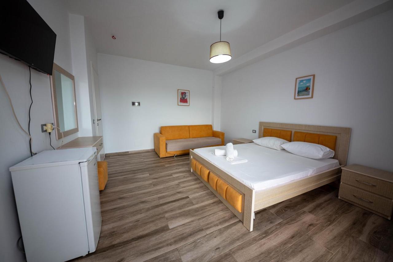 Villa Rondo Himarë Exteriér fotografie