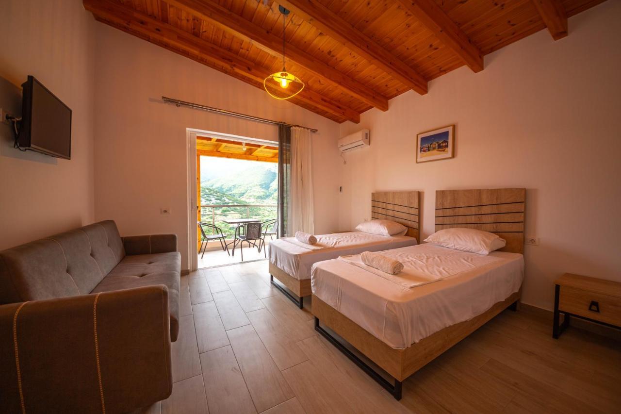 Villa Rondo Himarë Exteriér fotografie
