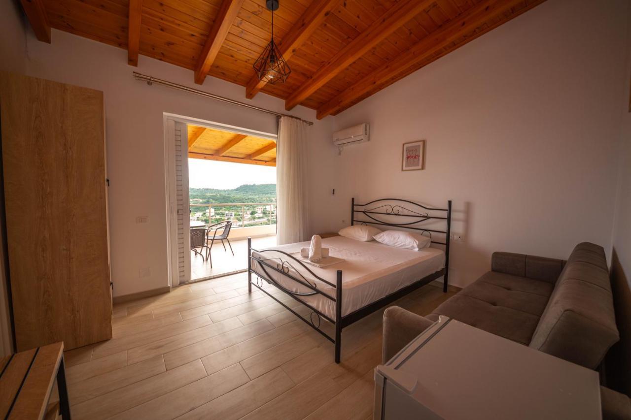 Villa Rondo Himarë Exteriér fotografie