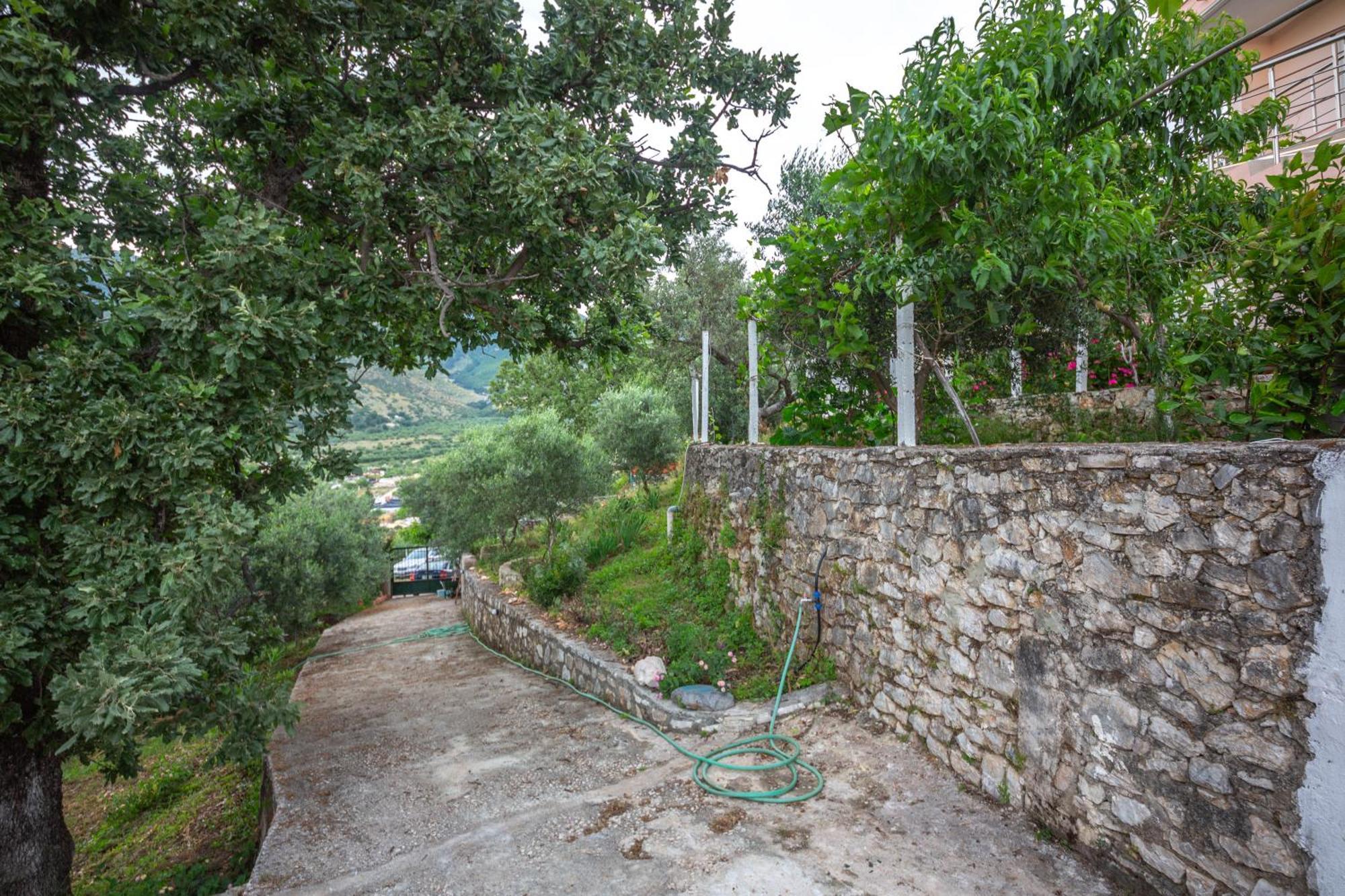 Villa Rondo Himarë Exteriér fotografie